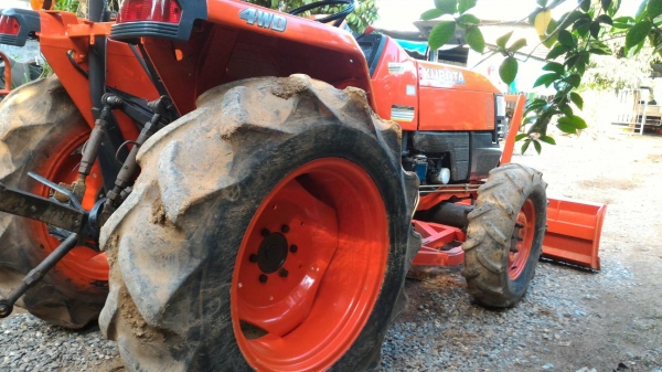 ขายรถไถ KUBOTA L3408 2เพลา พร้อมดันหน้า ทะเบียนพร้อมโอน ราคา 185,000 อ.แกลง จ.ระยอง มีบริการขนส่งทั่วไทย DC Tractor Rayong 0818618678,0899347475 https://www.facebook.com/DC-Tractor-Rayong-3071545327&hellip;/shop&hellip; id line=081-8618678 id line=089-934