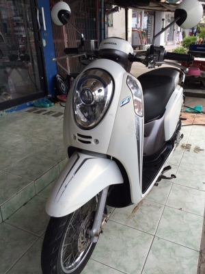 Honda Scoopy i ลายคลาสสิค รถปี55 รถสวย หัวฉีดประหยัดน้ำมัน
