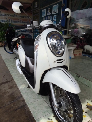 Honda Scoopy i ลายคลาสสิค รถปี55 รถสวย หัวฉีดประหยัดน้ำมัน Honda Scoopy i ลายคลาสสิค รถปี55 รถสวย หัวฉีดประหยัดน้ำมัน