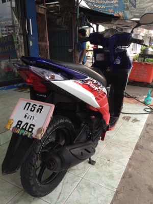 Honda Click 110i ลาย Street (ล้อแม็กซ์) รถปี54 เครื่องดีเดิมๆสวยๆครับ