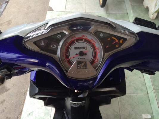 Honda Click 110i ลาย Street (ล้อแม็กซ์) รถปี54 เครื่องดีเดิมๆสวยๆครับ