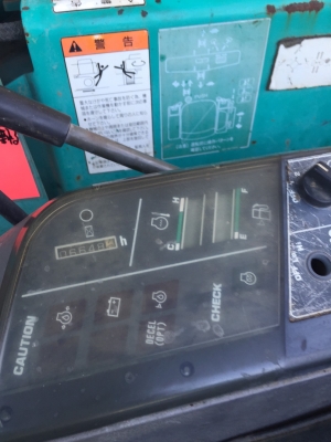 ขาย KOMATSU PC 40-7E มาใหม่  เก่าญี่ปุ่นแท้   สภาพดี   ระบบดี   สนใจโทร  089-7462641  สุวรรณี