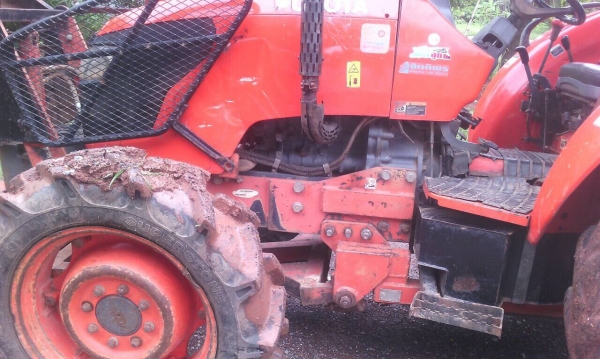 Kubota M7040 ปี51 ผานพรวน ใบดัน ยางหน้าใหม่ เล่มพร้อมโอนจร้า