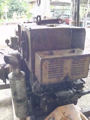 เครื่องสูบนํ้าตัวใหญ่พร้อมใช้งาน เครื่องสูบนํ้าตัวใหญ่พร้อมใช้งาน