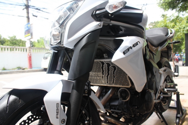 ER6n white (abs) ปี2012 รถสวยสภาพนางฟ้า วิ่งน้อย