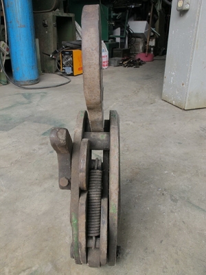 ขายตะขอยกเหล็กแนวตั้งรับน้ำหนักได้4000กิโลกรัม ขายตะขอยกเหล็กแนวตั้งรับน้ำหนักได้4000กิโลกรัม