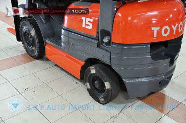 ขายรถโฟล์คลิฟท์มือสองTOYOTA รุ่น 6FG15-32649 ราคา 195,000 บาท นำเข้าจากประเทศญี่ปุ่น 100\% ไม่เคยใช้งานในประเทศไทย