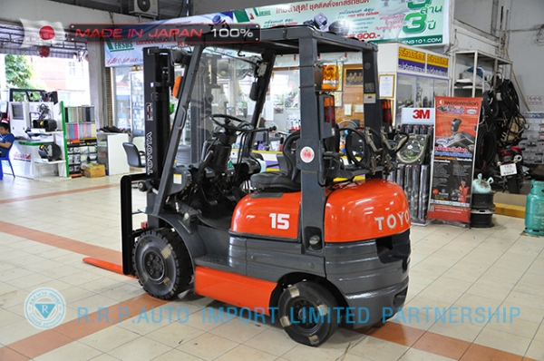 ขายรถโฟล์คลิฟท์มือสองTOYOTA รุ่น 6FG15-32649 ราคา 195,000 บาท นำเข้าจากประเทศญี่ปุ่น 100\% ไม่เคยใช้งานในประเทศไทย