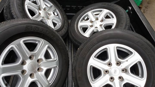 ขายล้อแม็ก All Ford Ranger ขอบ17 4 ล้อ ราคา5000