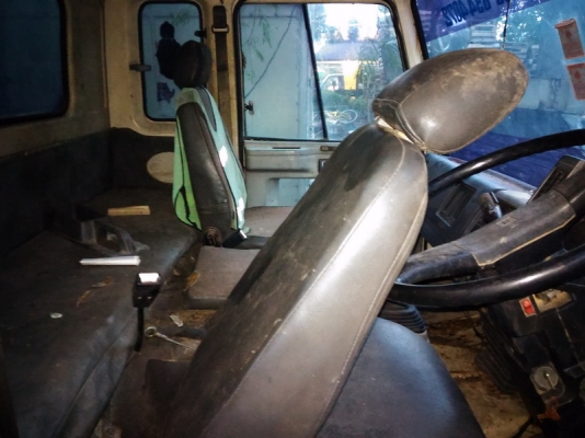 ขายหัวเก๋ง ROCKY สภาพทรงดีแต่ผุ ภายในยังดูสมบูรณ์