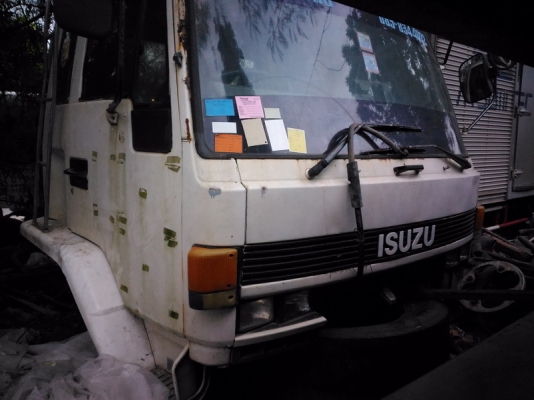 ขายหัวเก๋ง ROCKY สภาพทรงดีแต่ผุ ภายในยังดูสมบูรณ์