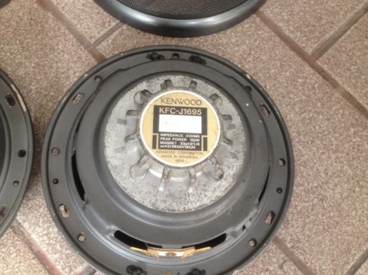 ลำโพง6นิ้ว3ทาง KENWOOD KFC J195 เก่าญี่ปุ่นสภาพดีคู่ละ