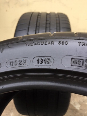 ขายยาง MICHELIN PILOT SUPERSPORT 275-35-20 ปี15 ดอกแน่นๆ ไม่มีปะ ไม่กินข้าง (เบิกใหม่เส้นละ17,500.-) คู่ละ 6,500 บาท