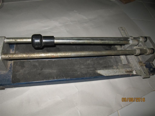 แท่นตัดกระเบื้อง Made in Taiwan ขนาดยาว 16 นิ้ว