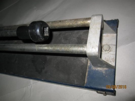 แท่นตัดกระเบื้อง Made in Taiwan ขนาดยาว 16 นิ้ว