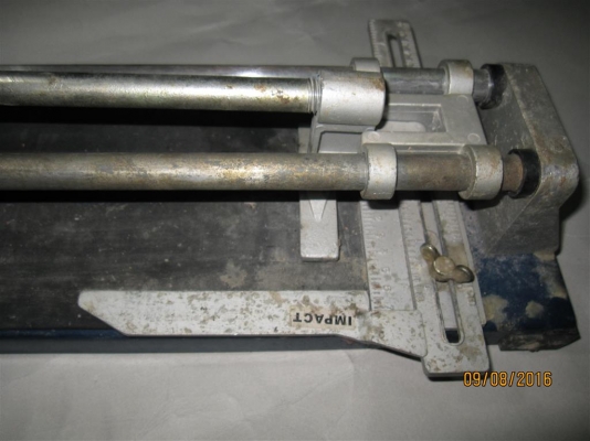 แท่นตัดกระเบื้อง Made in Taiwan ขนาดยาว 16 นิ้ว