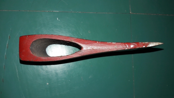 ขายขวานงานเก่าตราวัวขนาด2 1/2ปอน ขายขวานงานเก่าตราวัวขนาด2 1/2ปอน