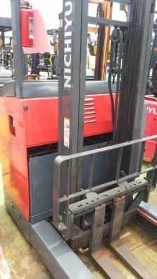 ขายรถ nichiyu รุ่น  75  ไฟฟ้ายืนขับ ขนาด 1.5 ตัน  พร้อมอุปกรณ์ แบตเตอรี่ใหม่