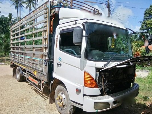 รถฮีโน่ 6 ล้อ รั้ว ( ไม่ดั้ม ) FC4J 150 แรงม้า. ปี 48. สนใจติดต่อ 081 - 6079515