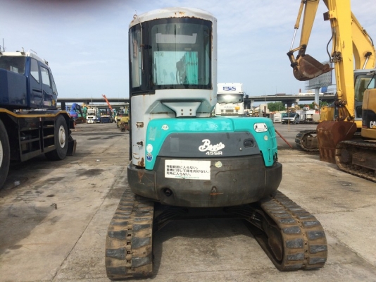 Kobelco SK45SR มีไลน์กระแทก มีตู้เก๋ง นำเข้าจากญี่ปุ่น ตอนนี้รถถึงเมืองไทยแล้วครับ สวย ๆ