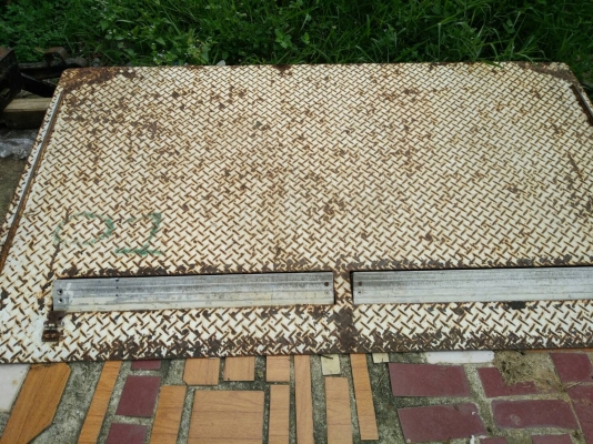 ขายท้ายลิฟรถหกล้อ