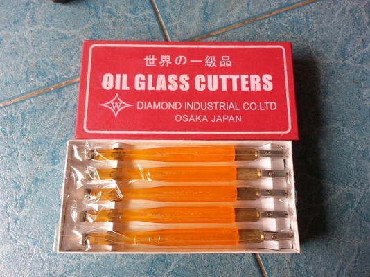 ที่ตัดกระจกแบบใส่น้ำมัน made in Japan ของใหม่ ที่ตัดกระจกแบบใส่น้ำมัน made in Japan ของใหม่
