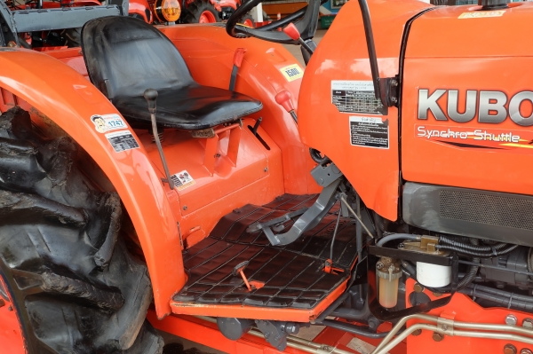 L4708 อุปกรณ์ ใบมีด + ผาน 1 ตัว ดาวน์ 10,000 บาท โทรเลย 089-0111624 ด่วนๆ