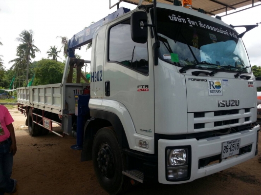 6 ล้อติดเครน 240 แรงม้า ใช้งานน้อย