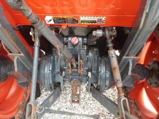 คูโบต้า L4708 4 WD ใบมีดดันหน้า