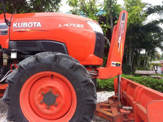คูโบต้า L4708 4 WD ใบมีดดันหน้า