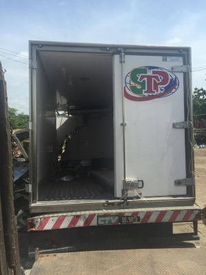 ขายตู้ทำความเย็น ยาว5.65 ถอดลงจากอีซุ175 ตามสภาพ