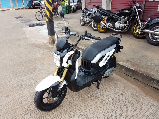 ขายคับ HONDA ZOOMER X ปี2555 เดิมๆ สีสวย ยางหน้าใหม่ ทะเบียนไม่ขาด ราคา 29500 บาท ส่งได้ทั่วไทยคับ สนใจติดต่อ 081-0578282 FACEBOOK ชาญณรงค์ ป๊อป ชัยอมฤต  ไอดีไลน์ POPBIGBIKESAKON คับ สนใจรถสวย ถูก ดี ต้อง POP BIGBIKE SAKONNAKHON คับ