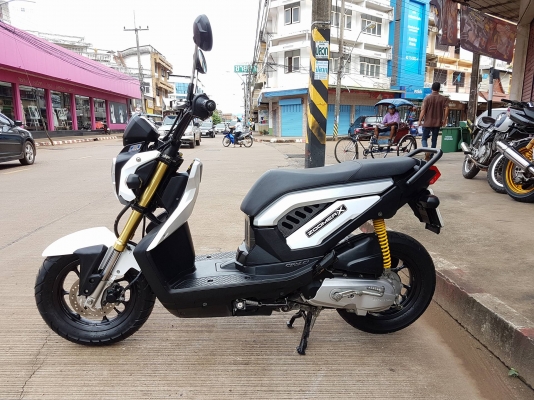 ขายคับ HONDA ZOOMER X ปี2555 เดิมๆ สีสวย ยางหน้าใหม่ ทะเบียนไม่ขาด ราคา 29500 บาท ส่งได้ทั่วไทยคับ สนใจติดต่อ 081-0578282 FACEBOOK ชาญณรงค์ ป๊อป ชัยอมฤต  ไอดีไลน์ POPBIGBIKESAKON คับ สนใจรถสวย ถูก ดี ต้อง POP BIGBIKE SAKONNAKHON คับ