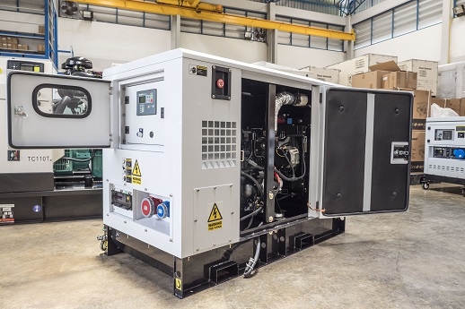 เครื่องปั่นไฟ 11KVA 3เฟส รับประกันสินค้า 1ปี เครื่องปั่นไฟ 11KVA 3เฟส รับประกันสินค้า 1ปี