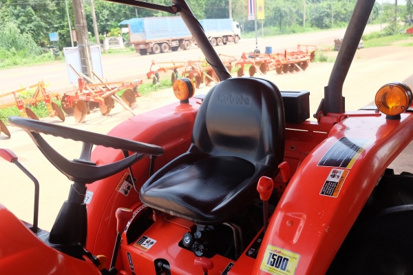 รถไถรุ่น L3608 อุปกรณ์ ใบมีด + ผาน 1 ตัว ดาวน์ 10,000 บาท โทรเลย 089-0111624 ด่วนๆ