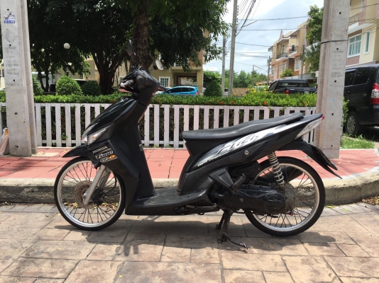 ขาย HONDA CLICK 110 CC ปี 2551 เครื่องเดิม ทะเบียนครบ