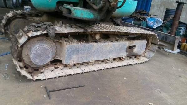 ขายรถแมคโค PC-20-7 สภาพสวย ช่วงล่าง 80\% เอกสาร อินวอย เครื่องเดิมปั๊มเดิม ขายด่วน 180000