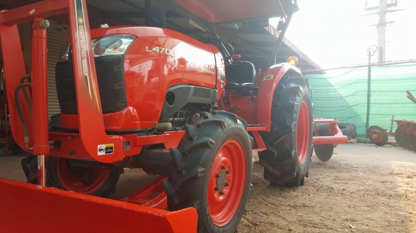 L4708DT รถปี2556 ทำงาน1400ชม. พร้อมผานพรวนDH246F 390,000บ.