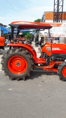 ขายรถแทรกเตอร์ kubota 4708 SP