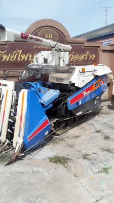 รถเกี่ยวข้าว ISEKI FRONTIER 20 รถเกี่ยวข้าว ISEKI FRONTIER 20
