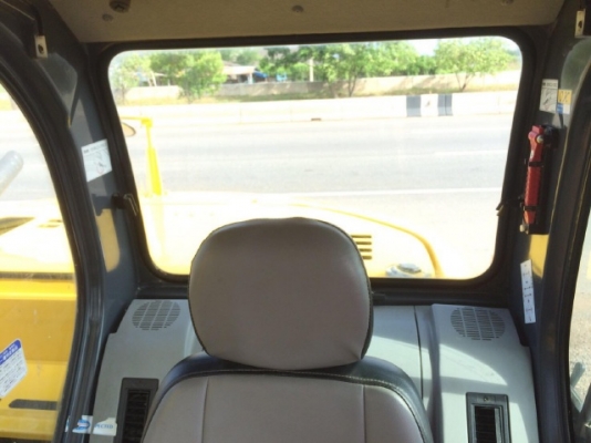 ขายรถแบคโฮ KOBELCO SK135SR YY04 ปี 2006 รถเก่าญี่ปุ่นไม่เคยใช้งานในไทย  สภาพสวยพร้อมใช้งาน มีVDOการทำงานครับ