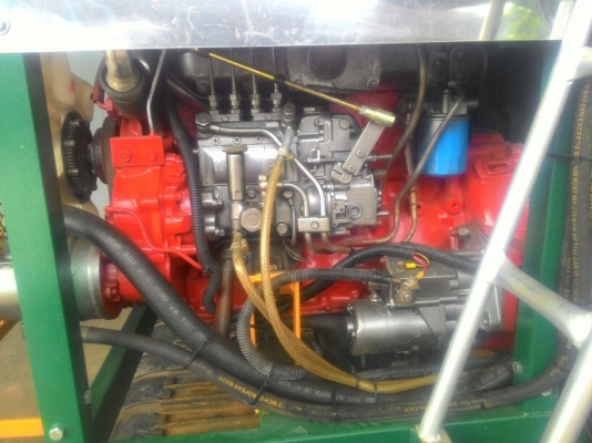 รถเกี่ยวข้าว Sun Sun