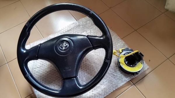 พวงมาลัยมือสองญี่ปุ่น Toyota Nissan Volvo หลากรุ่น พวงมาลัยมือสองญี่ปุ่น Toyota Nissan Volvo หลากรุ่น