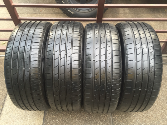 ยาง Roadstone 235 50 19 กลางปี14 ดอกเต็ม เนื้อนิ่ม ราคาไม่แพง ยาง Roadstone 235 50 19 กลางปี14 ดอกเต็ม เนื้อนิ่ม ราคาไม่แพง