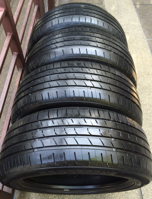 ยาง Roadstone 235 50 19 กลางปี14 ดอกเต็ม เนื้อนิ่ม ราคาไม่แพง ยาง Roadstone 235 50 19 กลางปี14 ดอกเต็ม เนื้อนิ่ม ราคาไม่แพง