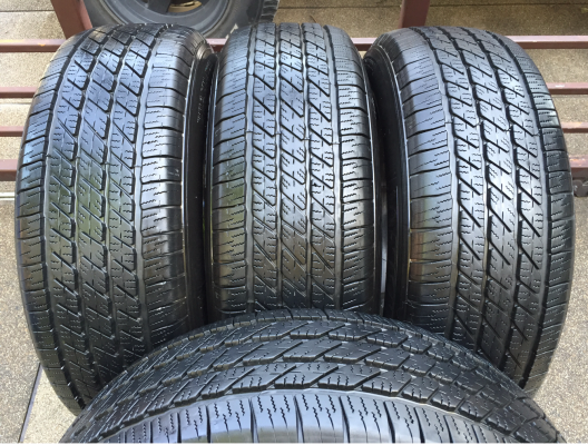 ยาง Michelin 265 65 17 ปี14 ดอกเต็ม ไม่มีปะ เนื้อนิ่ม ราคาไม่แพง