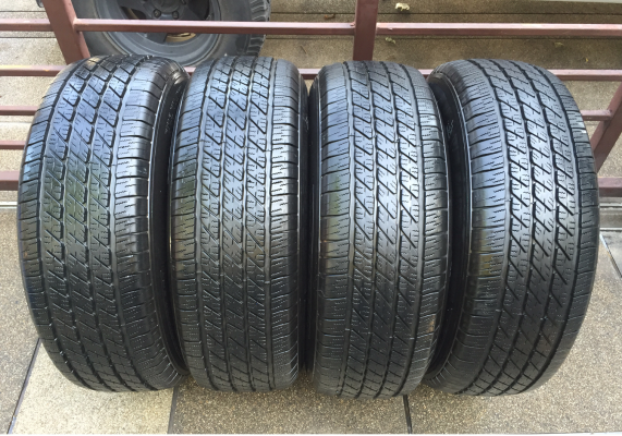 ยาง Michelin 265 65 17 ปี14 ดอกเต็ม ไม่มีปะ เนื้อนิ่ม ราคาไม่แพง