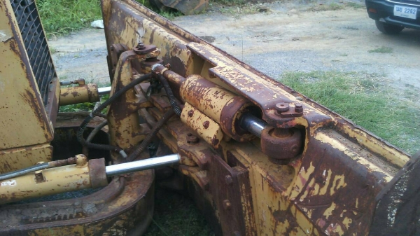 ขายรถเกรด D5H สภาพดีทะเบียนพร้อม พร้อมใช้ ขายรถเกรด D5H สภาพดีทะเบียนพร้อม พร้อมใช้