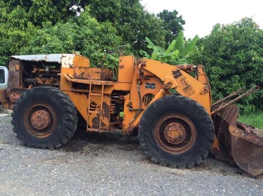 ขายรถตักล้อยาง FURUKAWA FL160 นำเข้าจากประเทศญี่ปุ่นแท้ ขายตามสภาพ  สนใจติดต่อ 081-948-5494