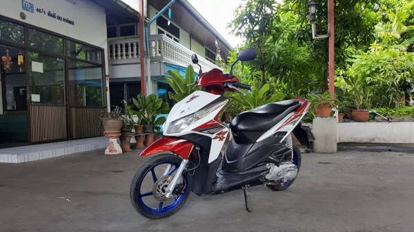 ขออนุญาตขาย HONDA CLICK 110-i NEW สภาพแต่งสวยภายนอก ฟรีโอน